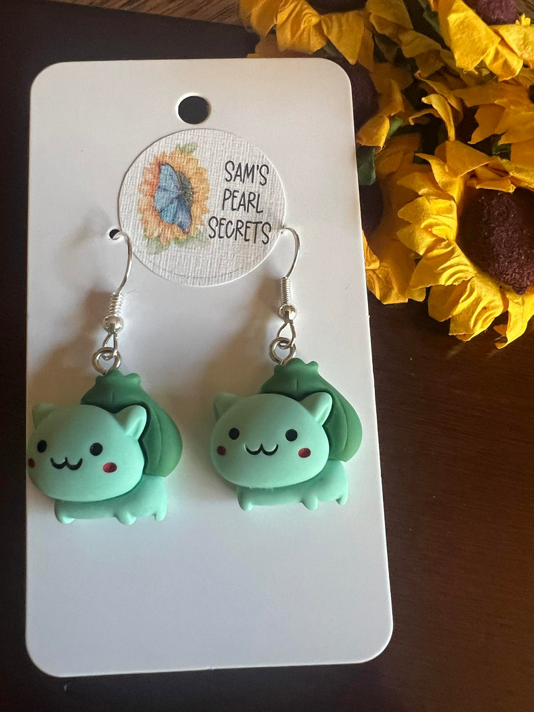 Pocket Monster Bulb Clay Earrings